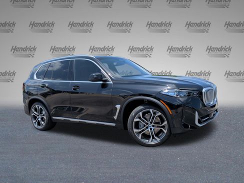 New 2026 BMW X5 sDrive40i w/ Climate Comfort Package RWD image 2