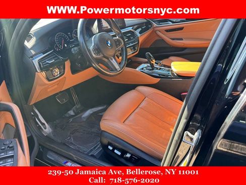 Used 2019 BMW M550i xDrive w/ Premium Package AWD/4WD image 25