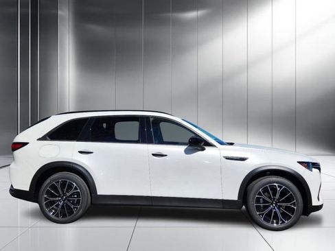 New 2025 MAZDA CX-70 Plug-In Hybrid w/ Premium Pkg image 24