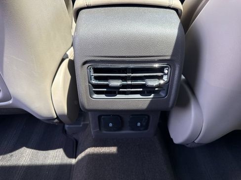 Used 2023 Lincoln Corsair Reserve w/ Equipment Group 201A AWD/4WD image 19