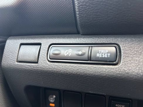 Used 2024 Nissan Frontier S w/ Technology Package AWD/4WD image 17