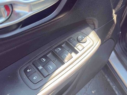Used 2021 Jeep Cherokee Latitude Plus w/ Mopar Interior Package AWD/4WD image 13