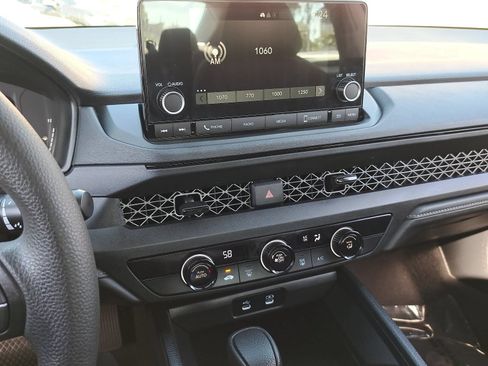 Used 2025 Honda Accord LX image 20