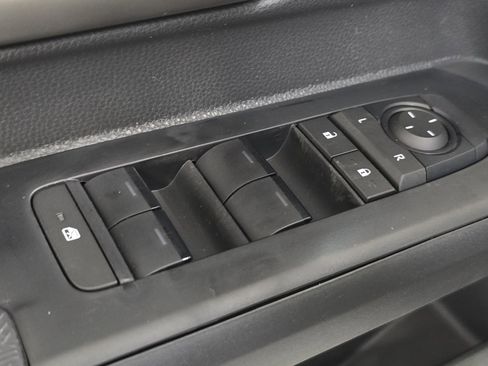 New 2025 Toyota Tacoma SR5 image 25