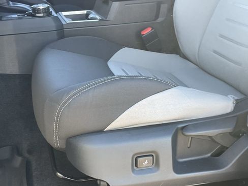 New 2025 Toyota Tacoma TRD Off-Road image 18