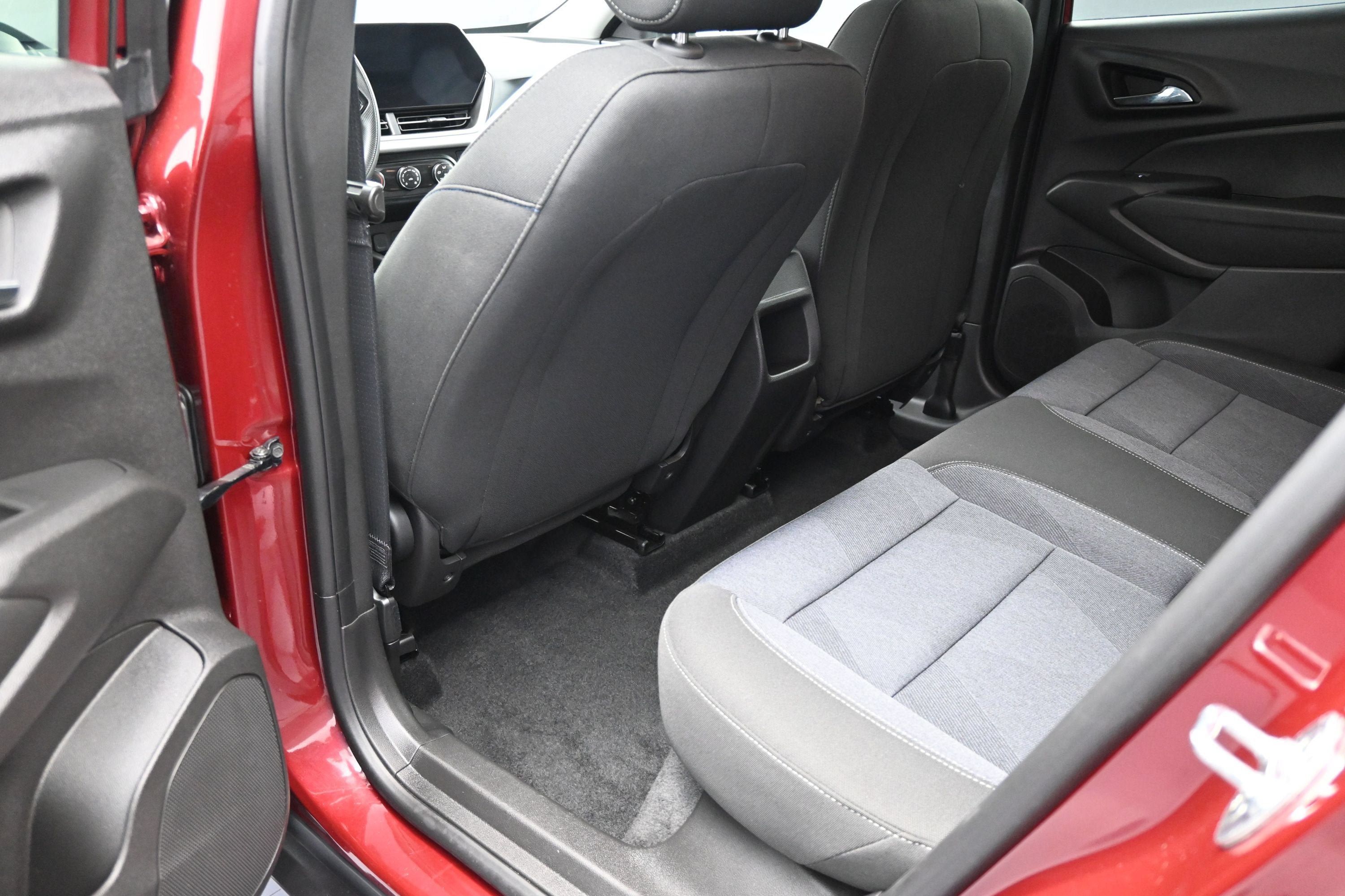 Certified 2024 Chevrolet Trax LS FWD image 26