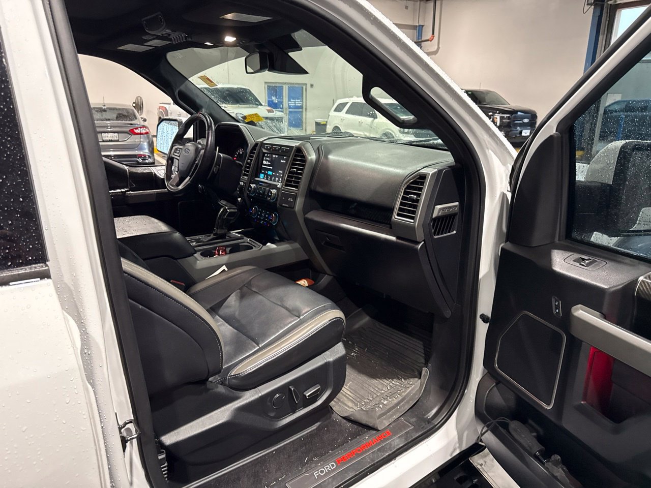 Used 2017 Ford F150 Raptor w/ Equipment Group 802A Luxury AWD/4WD image 14