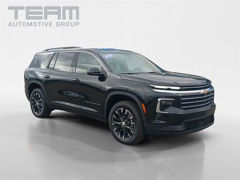 New 2026 Chevrolet Traverse LT w/ Sun and Wheel Package image 1