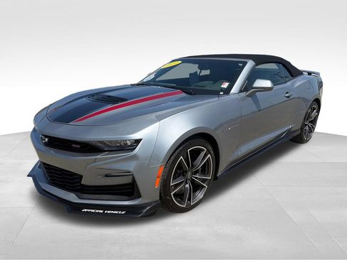Used 2023 Chevrolet Camaro SS RWD image 3