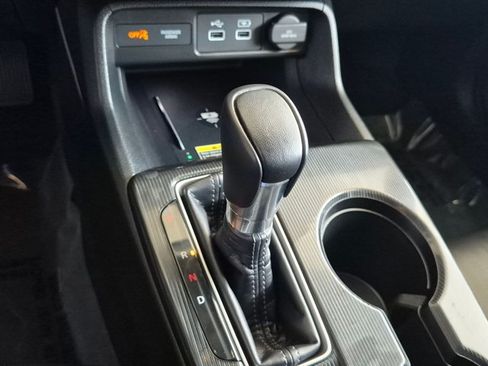 Used 2024 Honda Civic Touring image 11