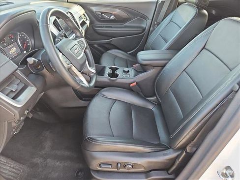 Certified 2024 GMC Terrain SLT image 15