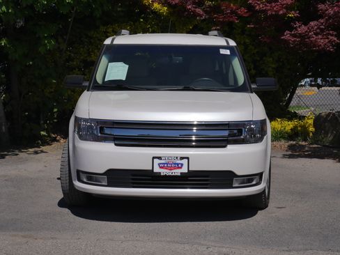 Used 2019 Ford Flex SEL w/ Equipment Group 202A AWD/4WD image 32