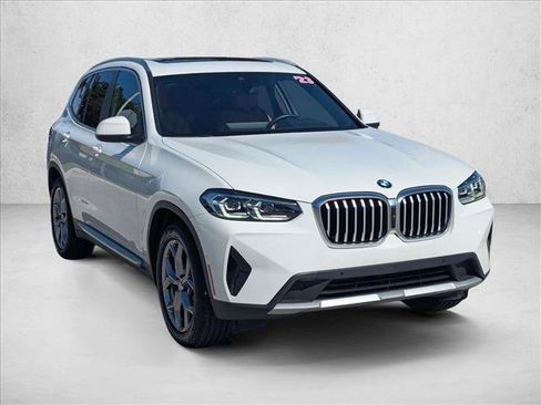 Used 2023 BMW X3 xDrive30i w/ Premium Package AWD/4WD image 3