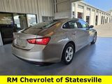Used 2023 Chevrolet Malibu LT image 2
