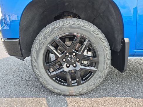 Certified 2023 Chevrolet Silverado 1500 LT Trail Boss w/ Convenience Package II AWD/4WD image 33