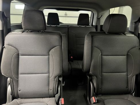 Used 2023 GMC Acadia SLE w/ Driver Convenience Package image 10