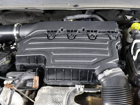 Used 2022 Jeep Renegade Limited image 16