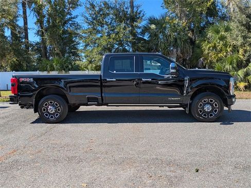 Certified 2023 Ford F250 Platinum image 3