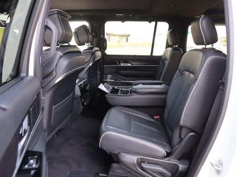 Used 2024 Jeep Grand Wagoneer L Series II w/ Quick Order Packagew 28T AWD/4WD image 12