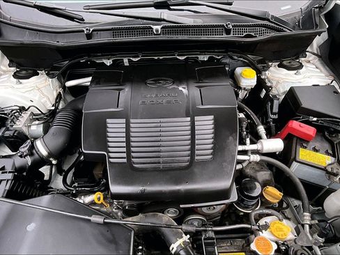 Used 2023 Subaru Forester Base image 10