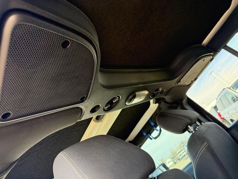 Used 2016 Jeep Wrangler Unlimited Sahara w/ Connectivity Group image 12