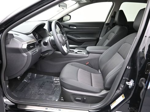 New 2025 Nissan Altima 2.5 SV w/ SV Special Edition Package image 14