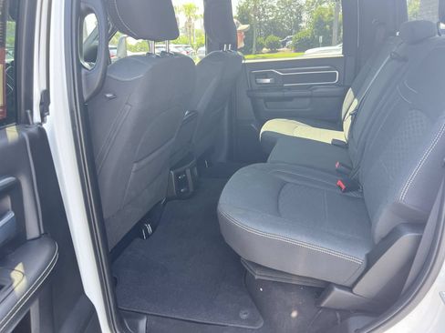 Used 2025 RAM 2500 Big Horn AWD/4WD image 32