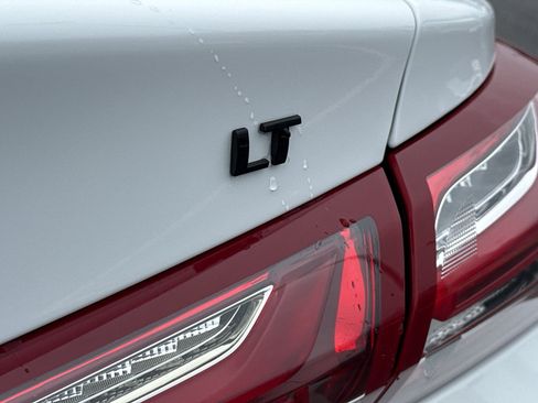 Used 2023 Chevrolet Malibu LT w/ Sport Edition FWD image 8
