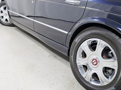 Used 2006 Bentley Arnage R RWD image 13