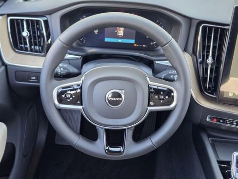 Used 2026 Volvo XC60 B5 Plus w/ Protection Package Premier AWD/4WD image 27