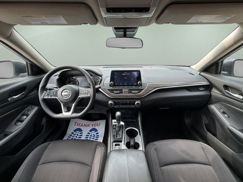 Used 2024 Nissan Altima 2.5 SV AWD/4WD image 7