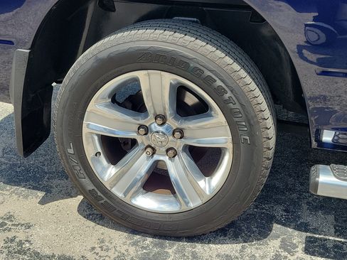 Used 2016 RAM 1500 Sport RWD image 8