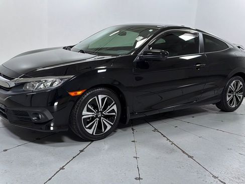 Used 2018 Honda Civic EX-T image 1