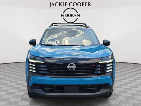 New 2026 Nissan Kicks SR w/ Cold Weather Package FWD image 2