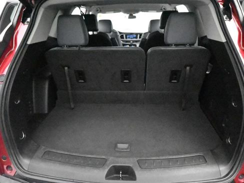 Used 2020 Buick Enclave Essence FWD image 24