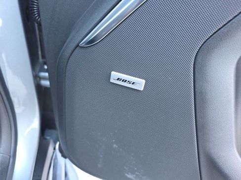 Used 2025 GMC Yukon Denali image 9