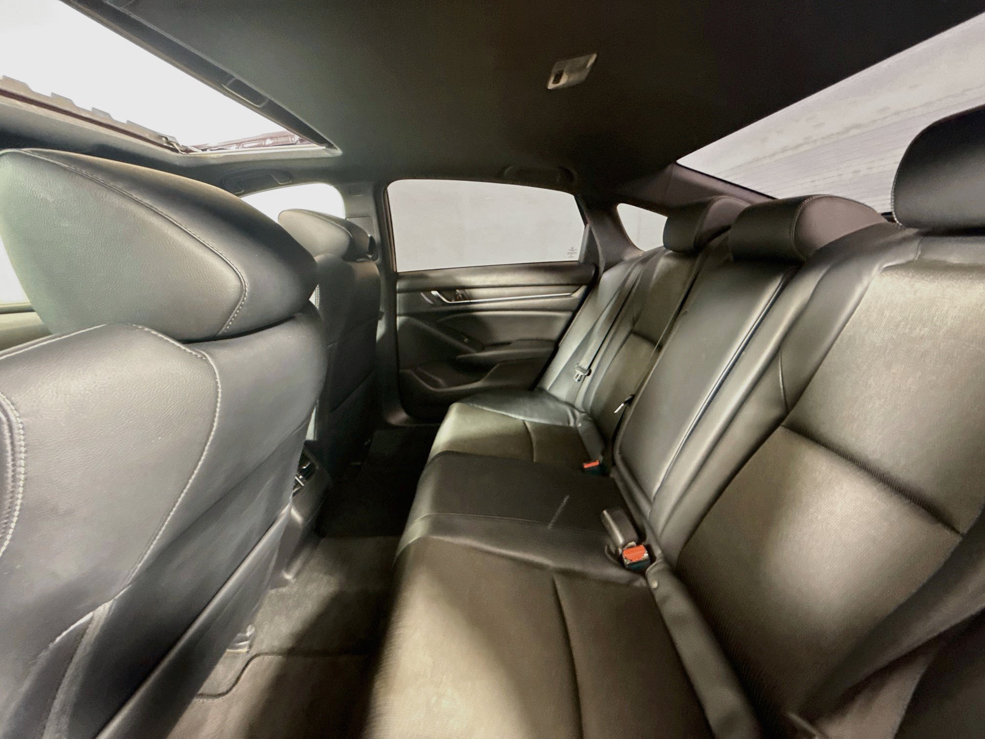 Used 2018 Honda Accord Sport image 26
