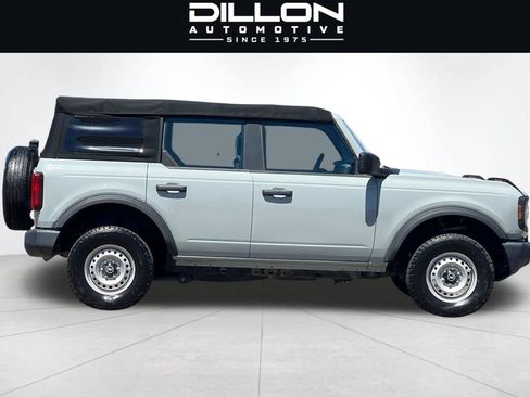 Used 2022 Ford Bronco 4-Door AWD/4WD image 3