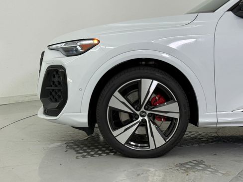 New 2025 Audi SQ5 Premium Plus image 12
