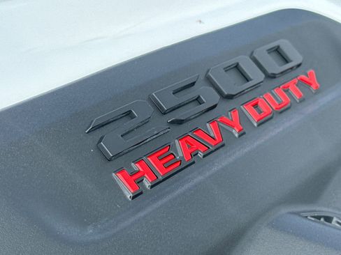 New 2026 RAM 2500 Laramie AWD/4WD image 6