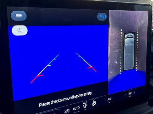 Used 2022 Ford Transit 150 Low Roof AWD image 10