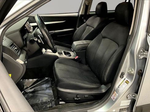 Used 2012 Subaru Outback 2.5i Premium AWD/4WD image 21
