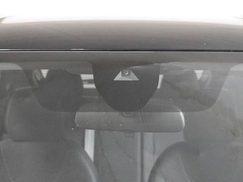 Certified 2024 Nissan Kicks SV FWD image 34
