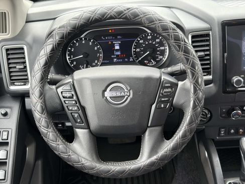 Used 2024 Nissan Frontier SV w/ SV Convenience Package AWD/4WD image 24