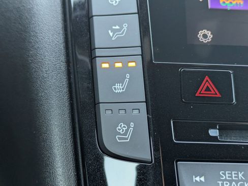 Certified 2025 INFINITI QX55 Essential image 24