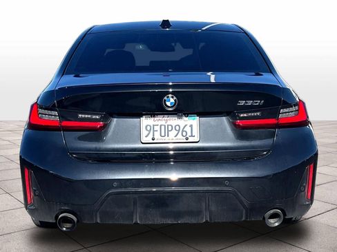 Used 2023 BMW 330i Sedan w/ M Sport Package RWD image 8
