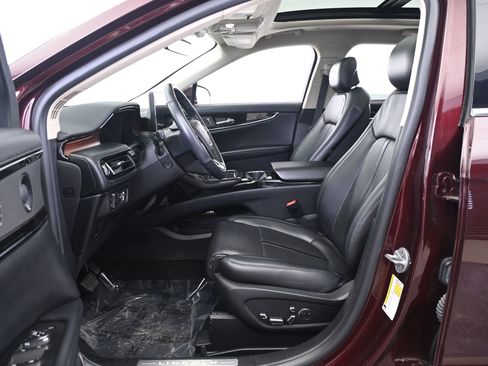 Used 2022 Lincoln Nautilus Reserve w/ Equipment Group 201A image 29