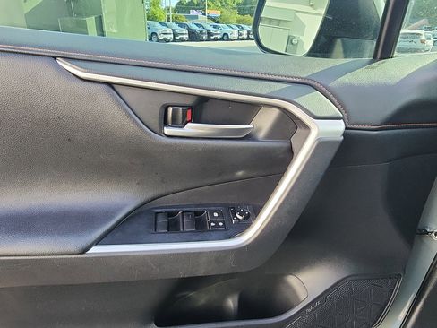 Used 2019 Toyota RAV4 Adventure w/ Cold Weather Package AWD/4WD image 18