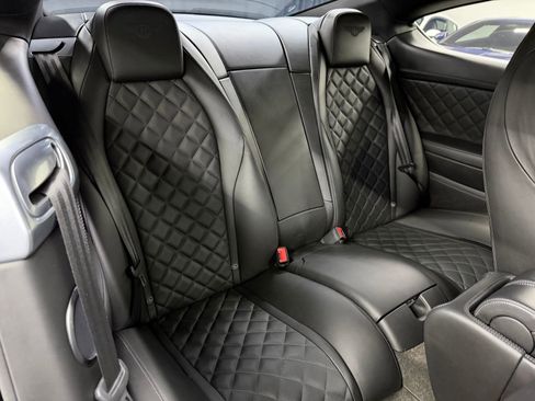 Used 2017 Bentley Continental GT image 23