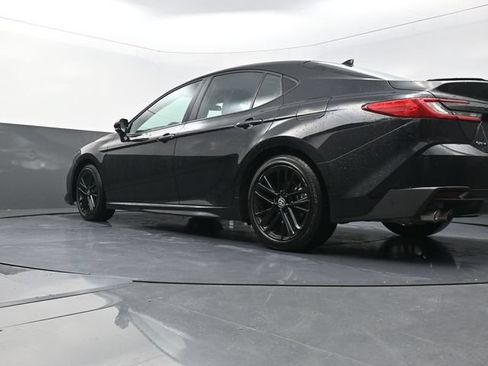 Used 2026 Toyota Camry SE FWD image 35